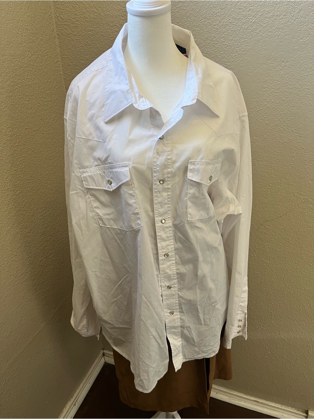 Wrangler White Long-Sleeve Casual Button-Down Shirt